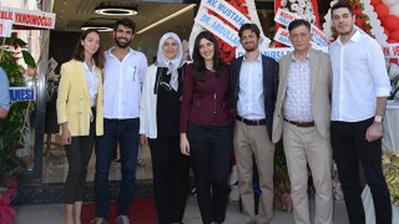 Şükran Eczanesi dualarla açıldı