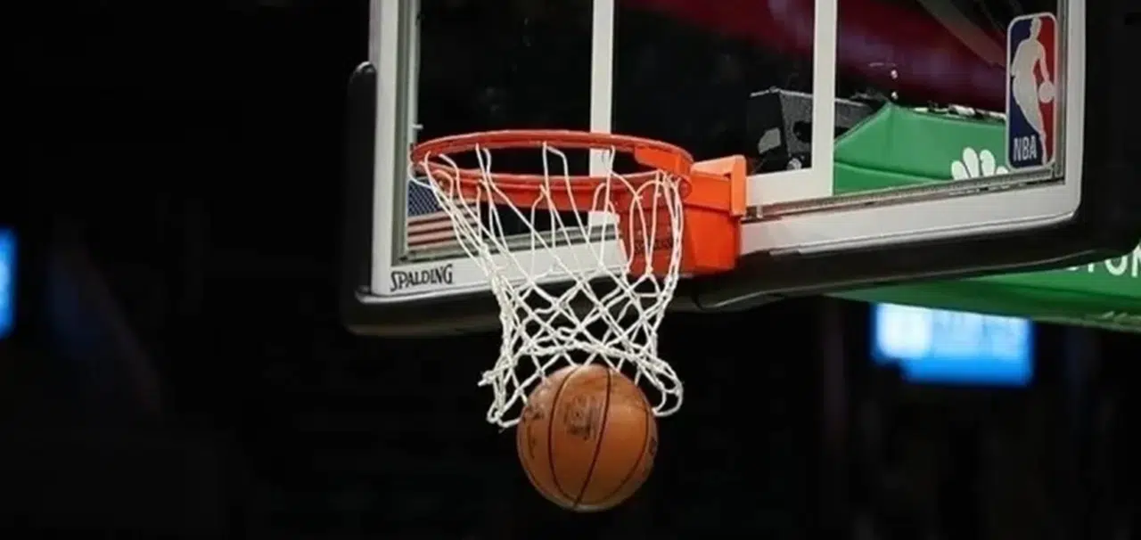 Cavaliers, Rockets'ı yenerek NBA play-off'larını garantiledi