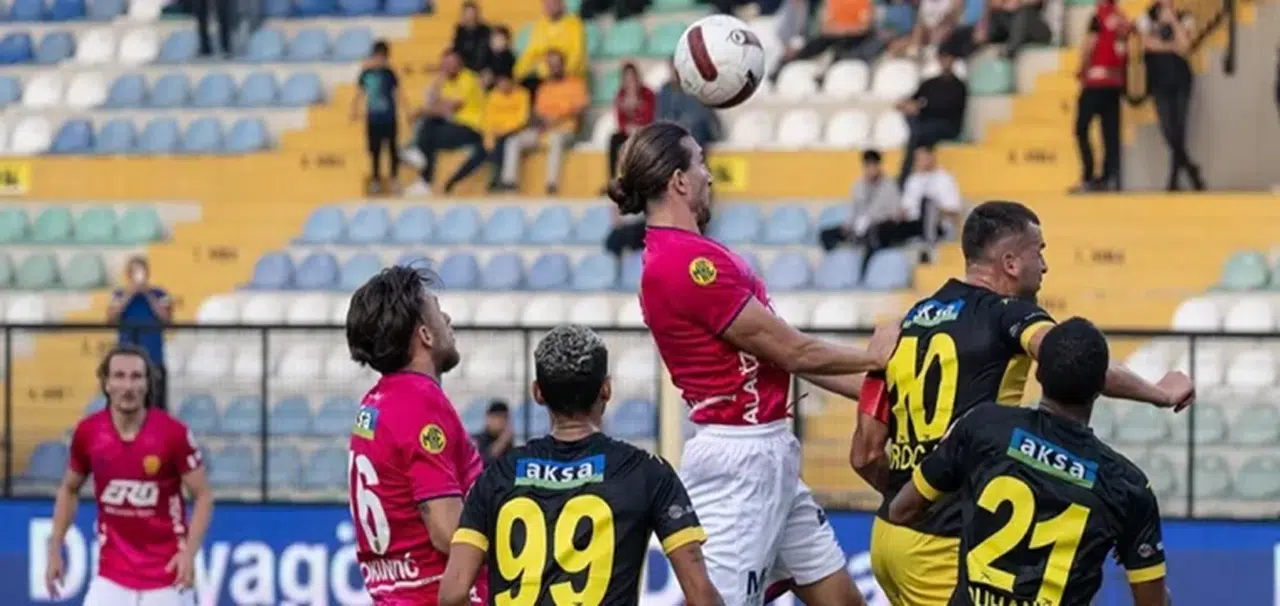 İstanbulspor, MKE Ankaragücü'nü 2-1 ile Geçti
