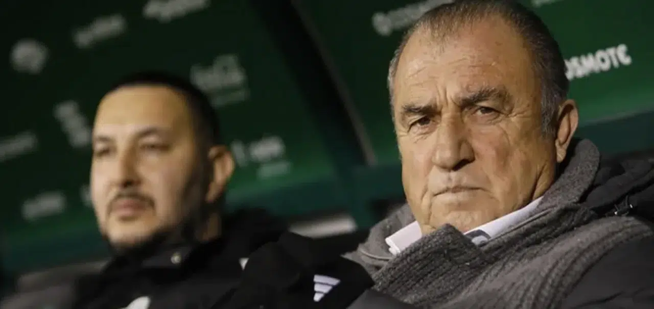 Fatih Terim yönetimindeki Panathinaikos, Aris'i 2-0 yendi