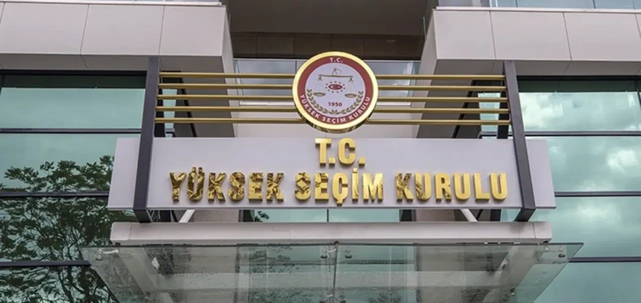 Siyasi partilerin aday listelerini sunmaları için son gün yarın