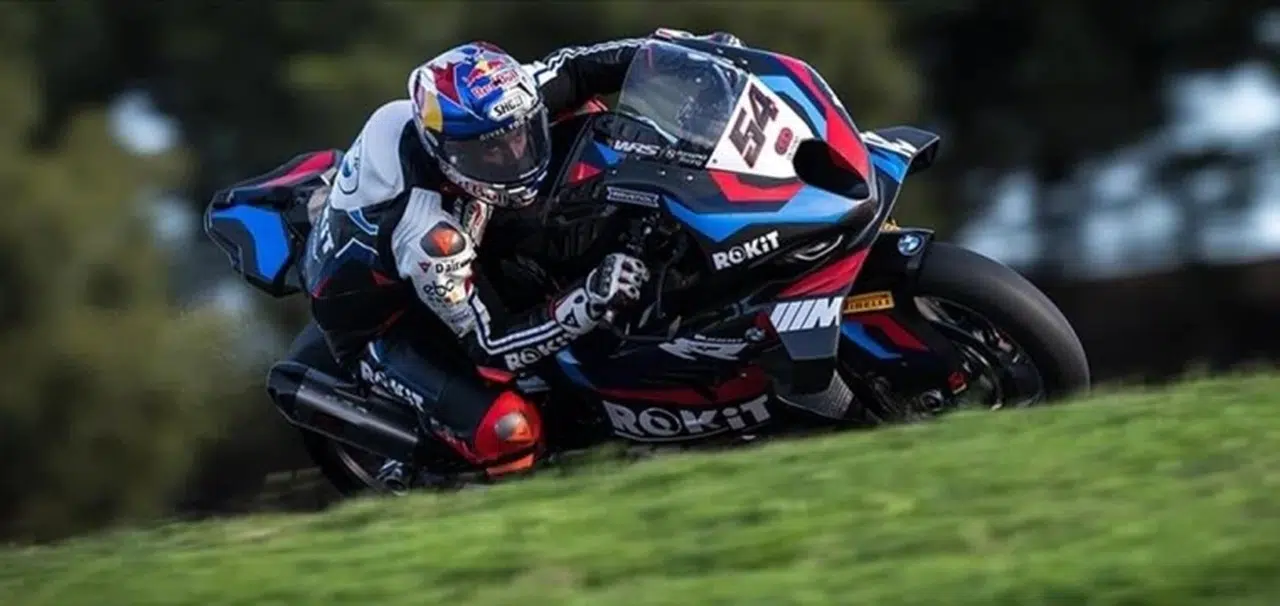 Toprak Razgatlıoğlu Dünya Superbike Şampiyonası sezonunun ilk yarışında 5. oldu