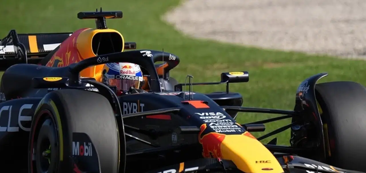 F1 Avustralya Grand Prix'sinde pole pozisyonu Max Verstappen'in oldu