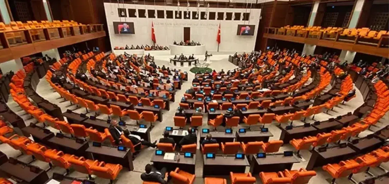 Meclis'te 'Türkiye Adalet Akademisi' görüşmeleri sürecek