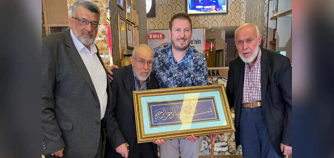 TÜRKİYE BİRİNCİSİ HAFIZA BÜYÜKLERİNDEN ANLAMLI HEDİYE