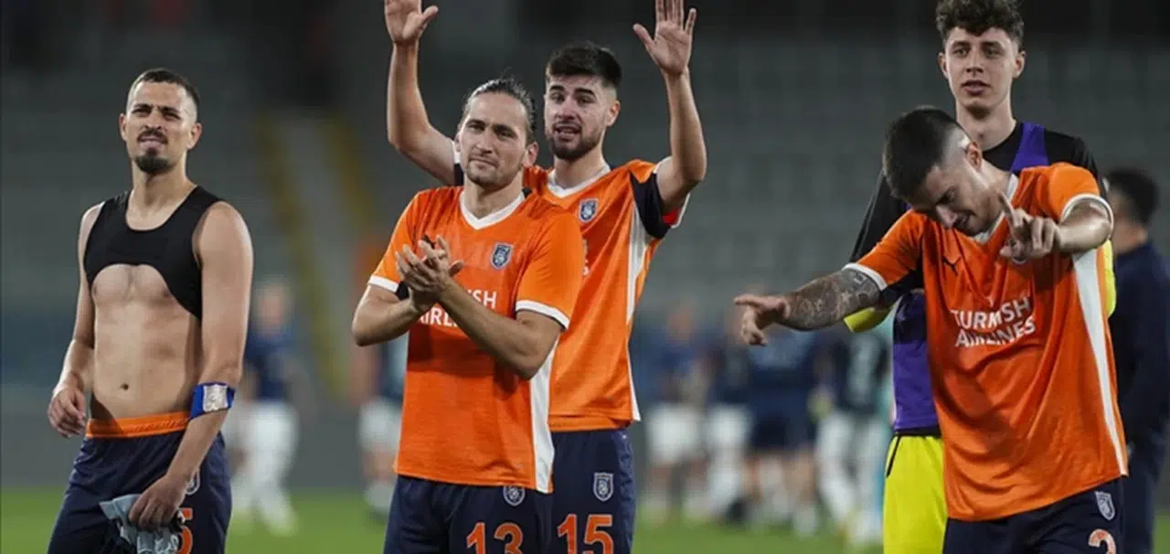 Başakşehir'in UEFA Konferans Ligi'ndeki rakibi Universitatea Craiova oldu