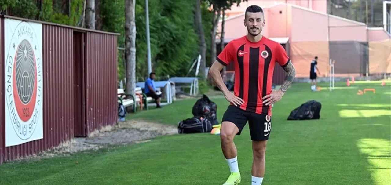 Metehan Mimaroğlu: “Gençlerbirliği arması Süper Lig’i hak ediyor”