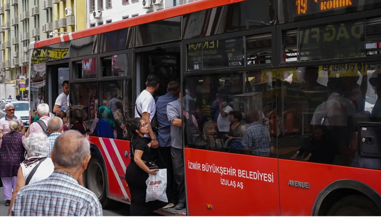 İzmir'de ulaşıma zam