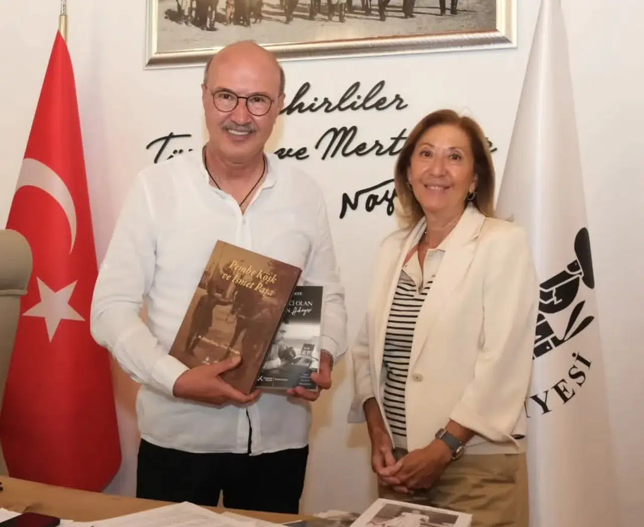 İnönü’nün torunu Konya'da: Yarın söyleşiye katılacak!