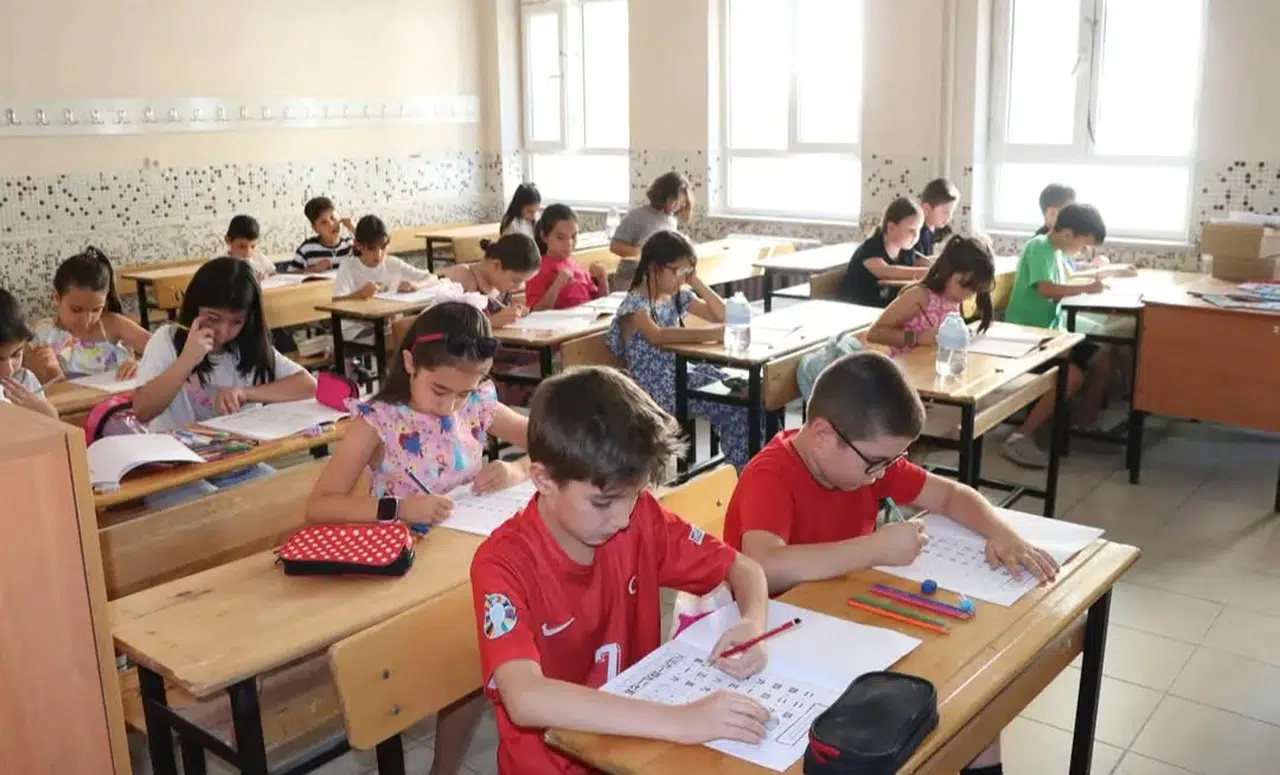 Eğlenceli Matematik Okulu sona erdi, sertifikalar dağıtıldı