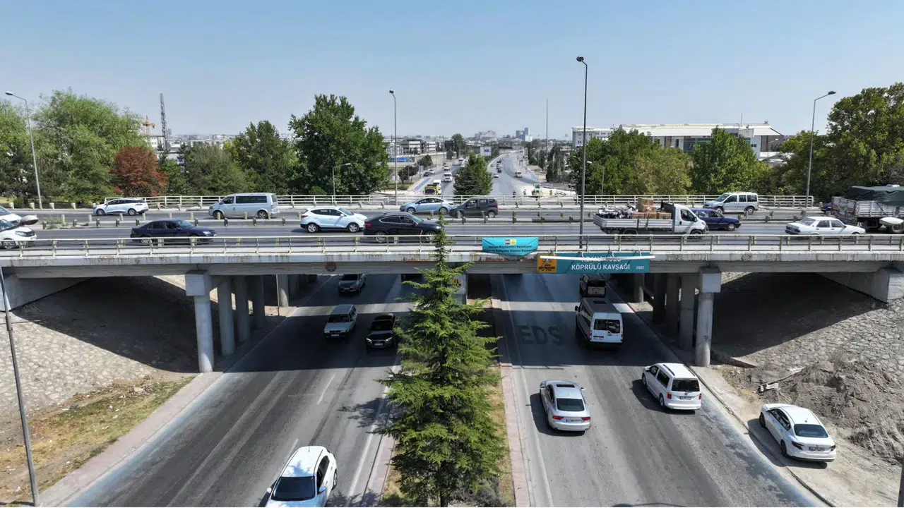 Marangozlar Köprülü Kavşağı 23 Ağustos'da trafiğe kapatılacak