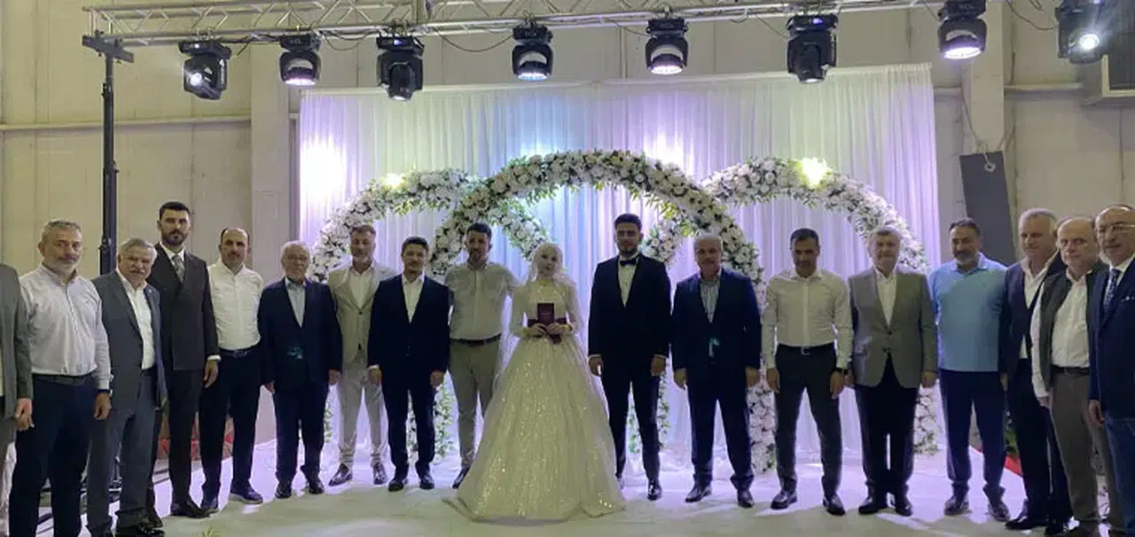 Selman Özboyacı’nın yeğeni dünyaevine girdi