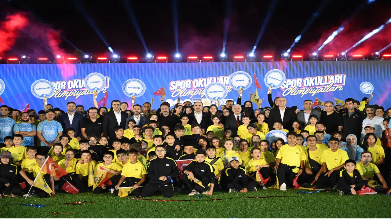 Başkan Altay “Spor Okulları Olimpiyatları”na Katılan Gençleri Tebrik Etti