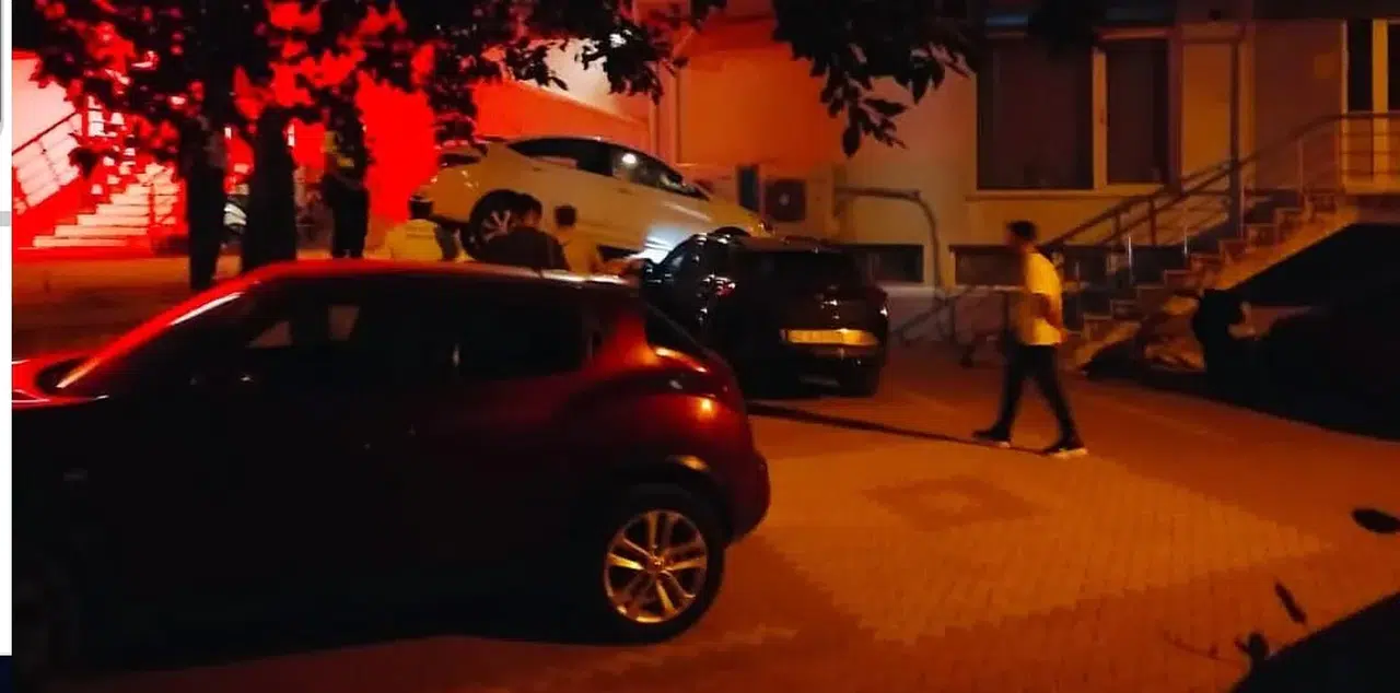 Konya'da akılalmaz kaza: Araç diğer aracın üstüne çıktı!