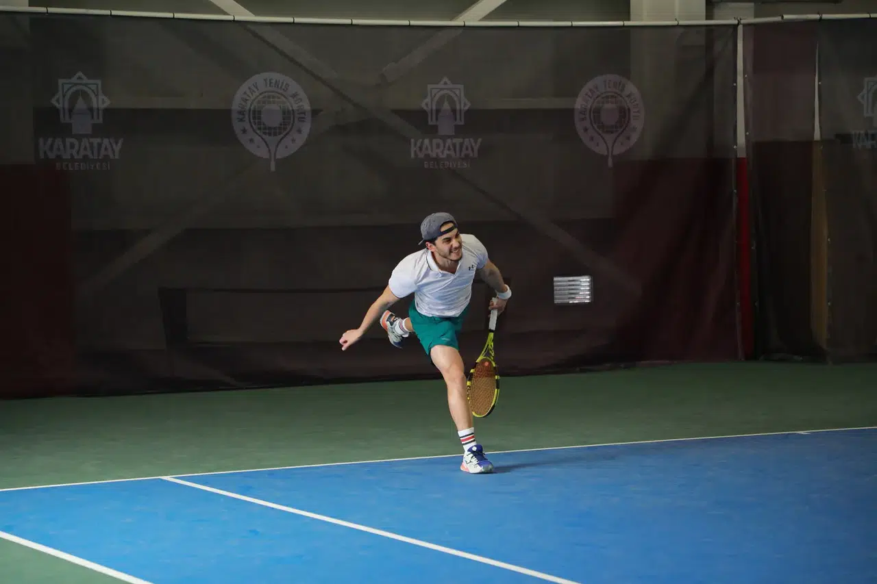 Tenis tutkunları Karatay’da buluşacak
