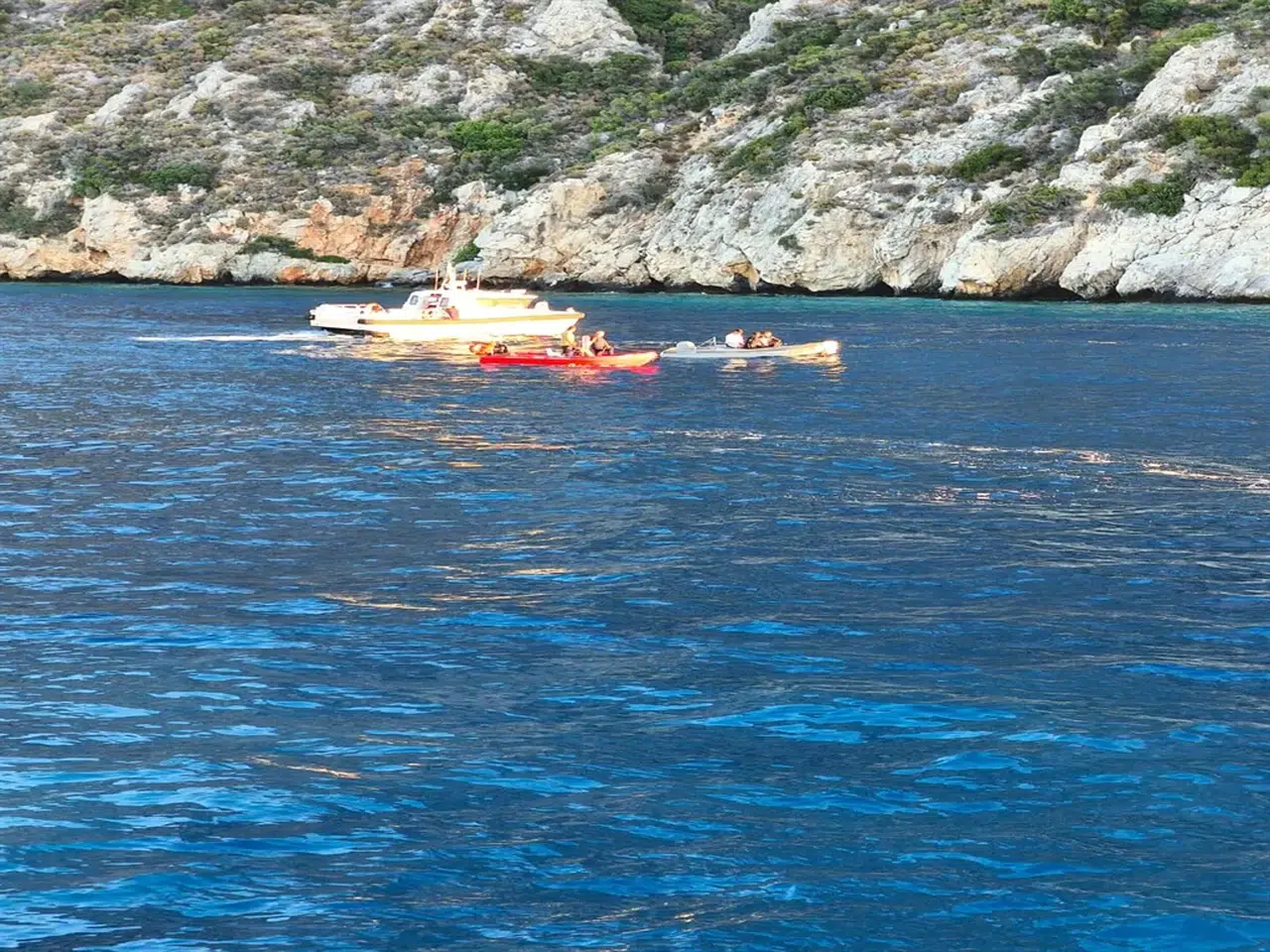 Milas’ta tekne alabora oldu: 8 kişi kurtarıldı