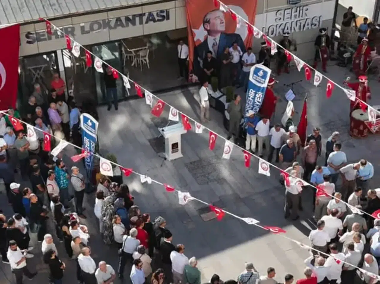 Konyalı ucuza yemek yiyecek: Şehir lokantası hizmete açıldı!