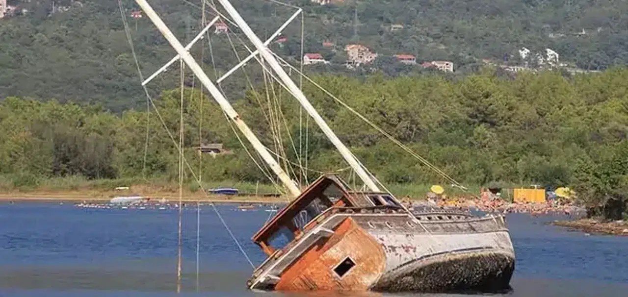Moritanya’da göçmenleri taşıyan tekne battı