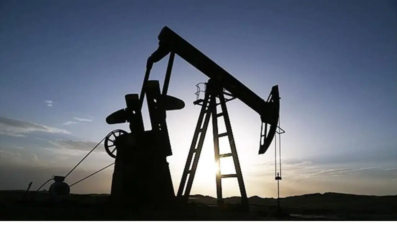 Petrol fiyatlarındaki düşüş devlerin karını yaklaşık 25 milyar dolar eritti