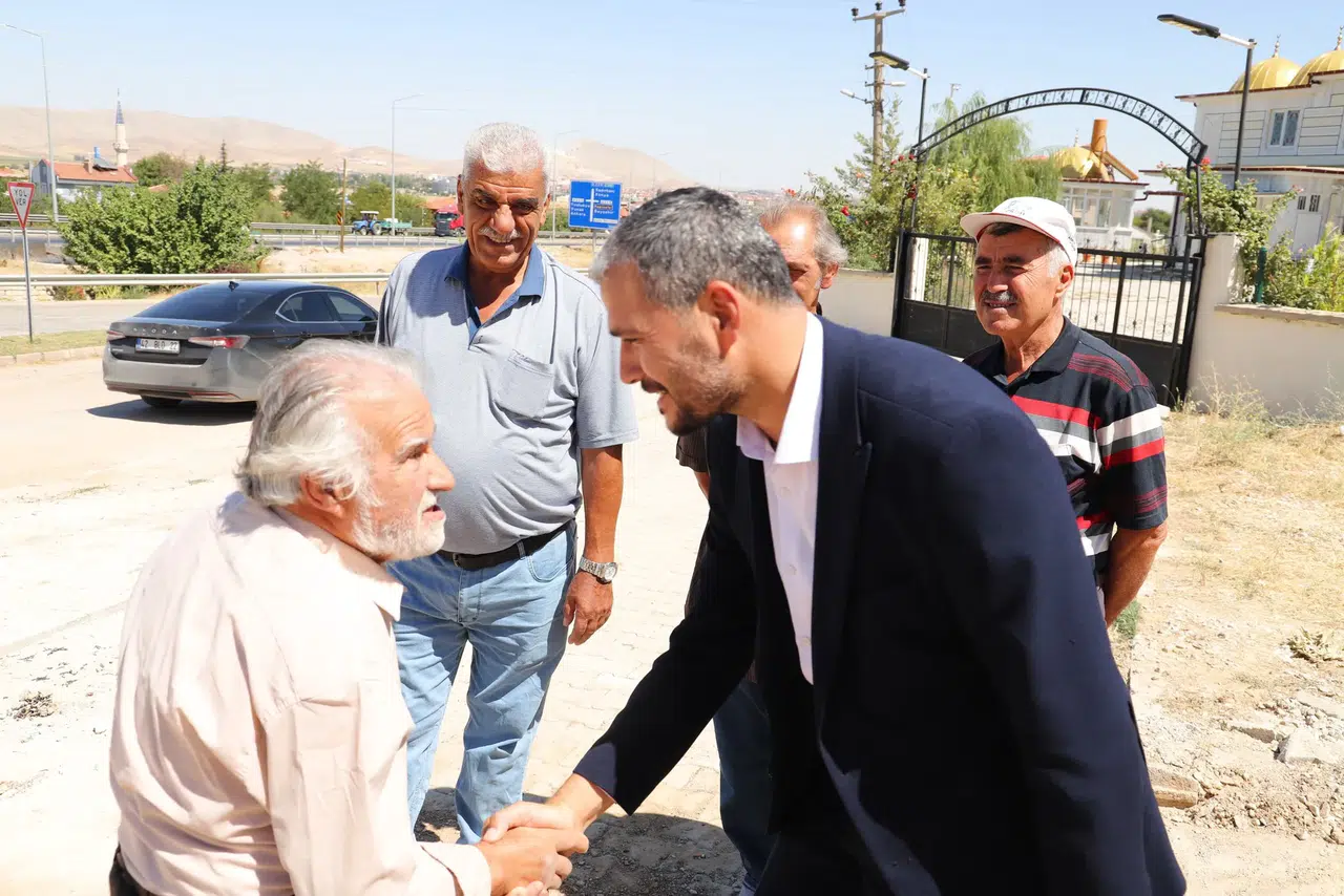 Konyalı Başkan gönüllere dokunuyor!
