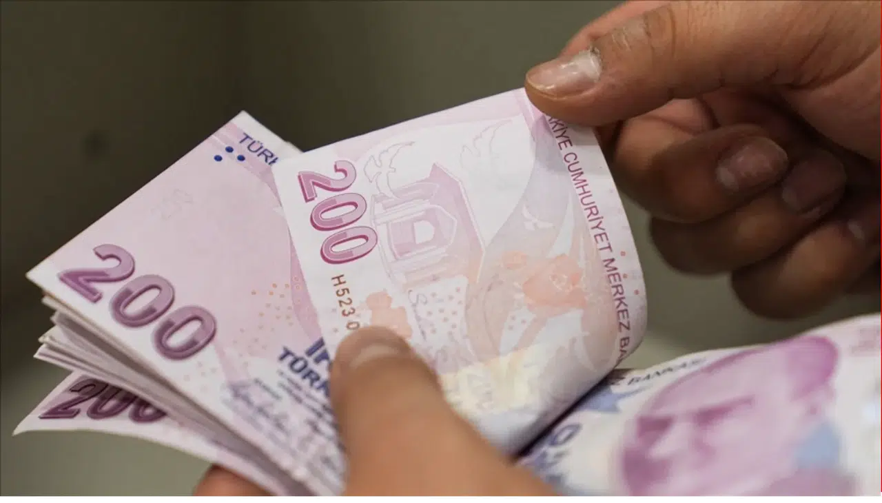 Eylül ayı yaşlı ve engelli aylıkları hesaplara yatırılmaya başlandı