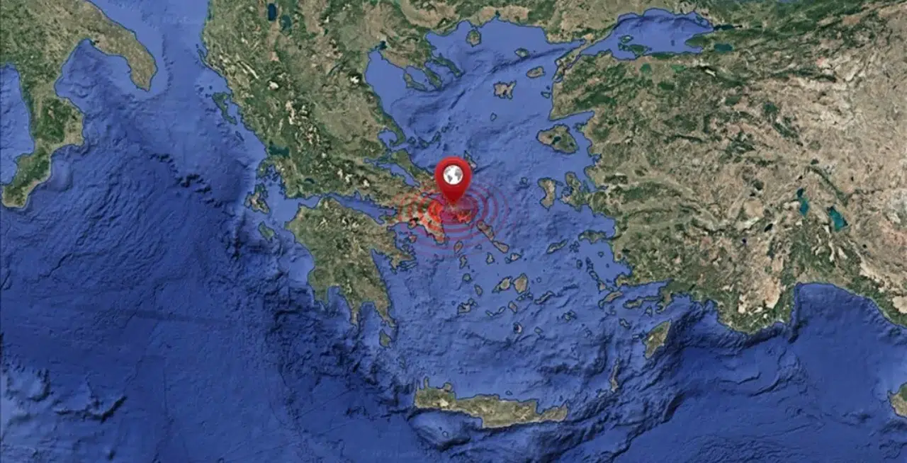 Ege Denizi'nde deprem!
