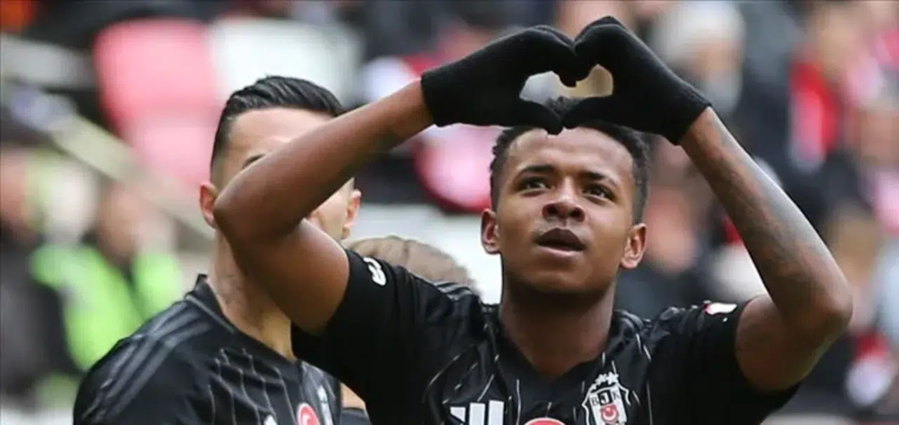 Keny Arroyo, Cruzeiro'ya transfer oldu