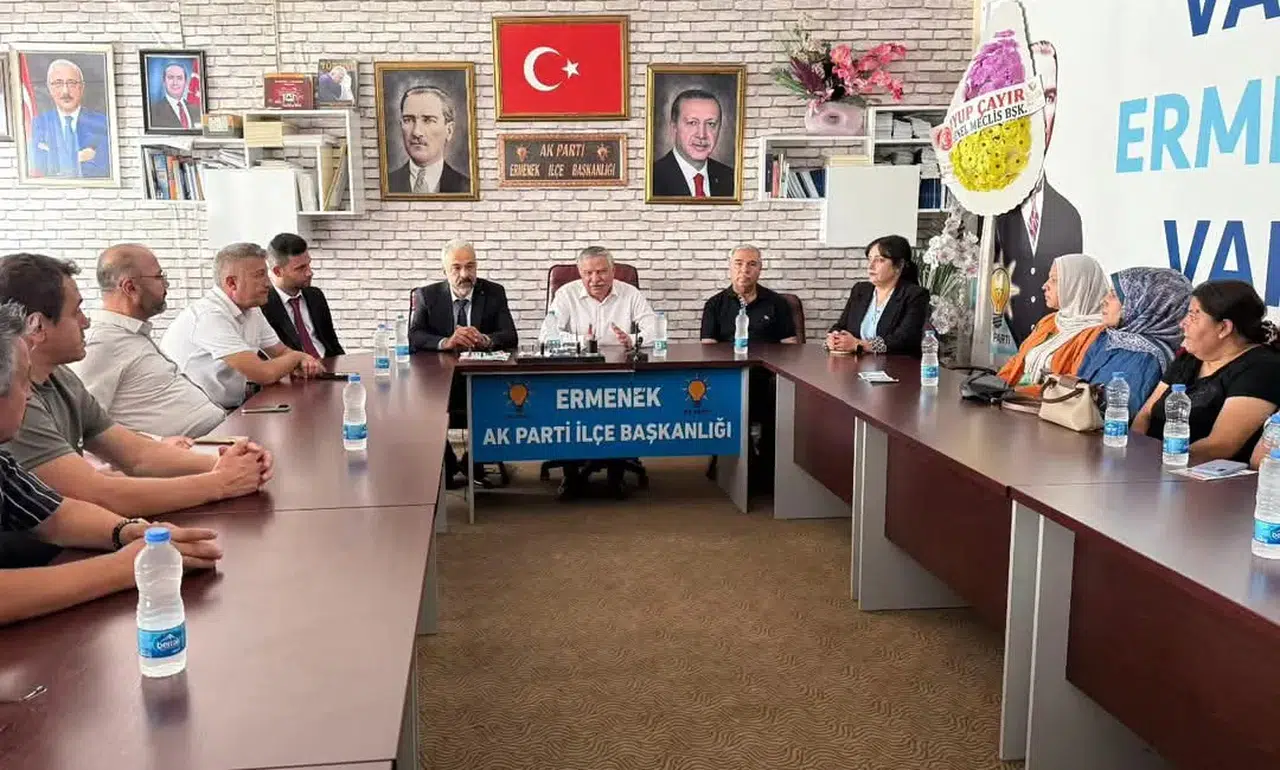 Konya Vekili teşkilatlarla buluştu!