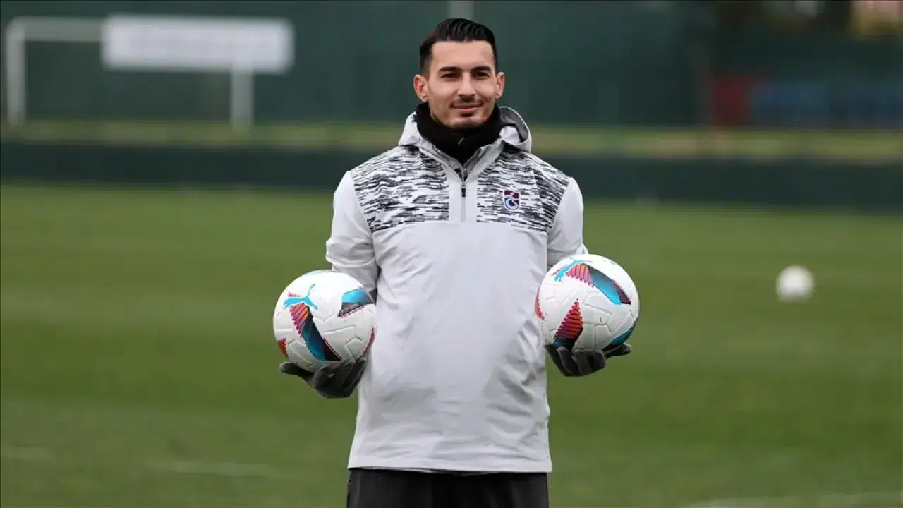 Trabzonspor, Uğurcan Çakır'ın Galatasaray'a transferini duyurdu!
