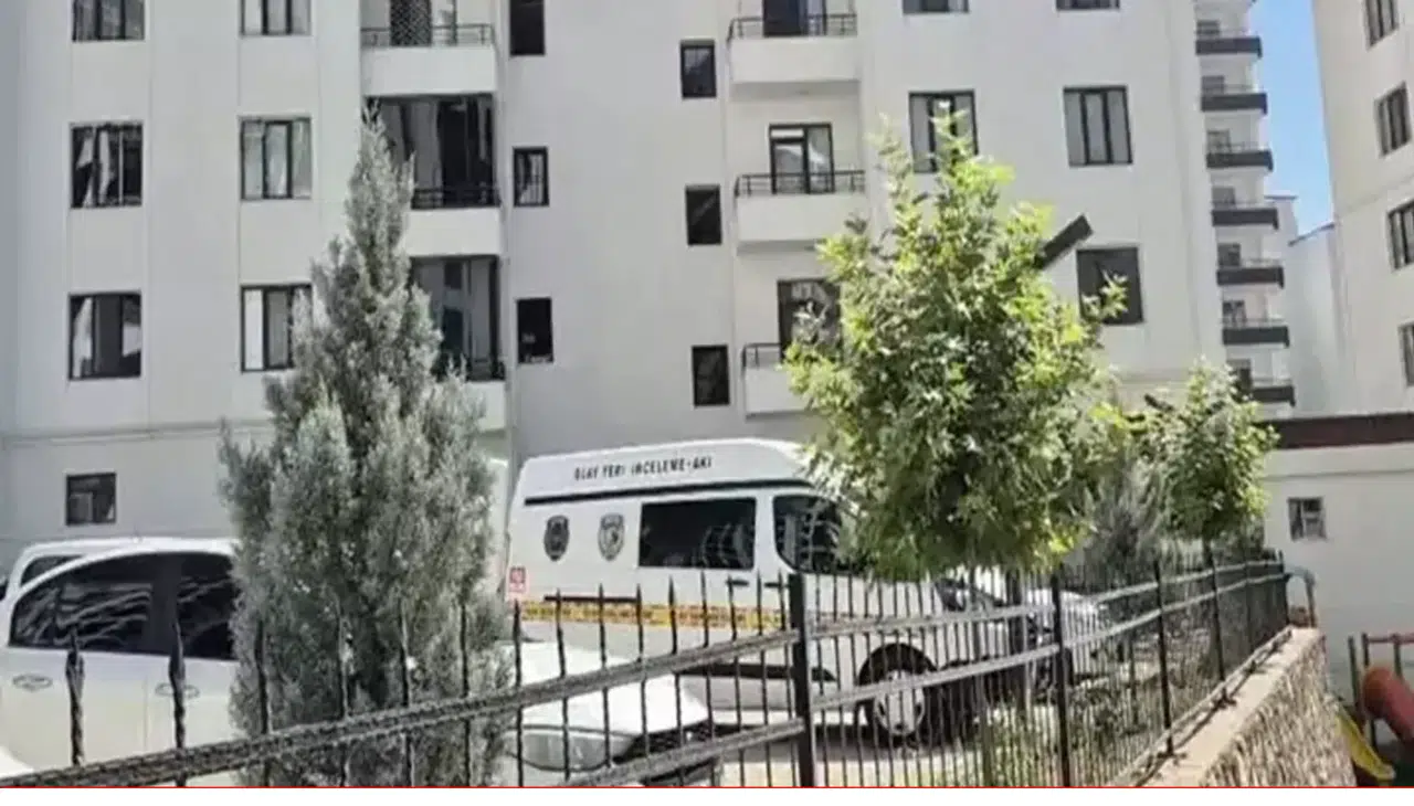 Başkomiser, evinde gördüğü jandarma personelini öldürdü