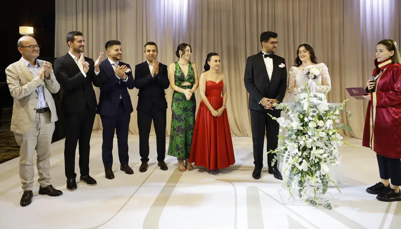 MUALLA VE AHMET HALİM MUHTEŞEM DÜĞÜNLE EVLENDİ!