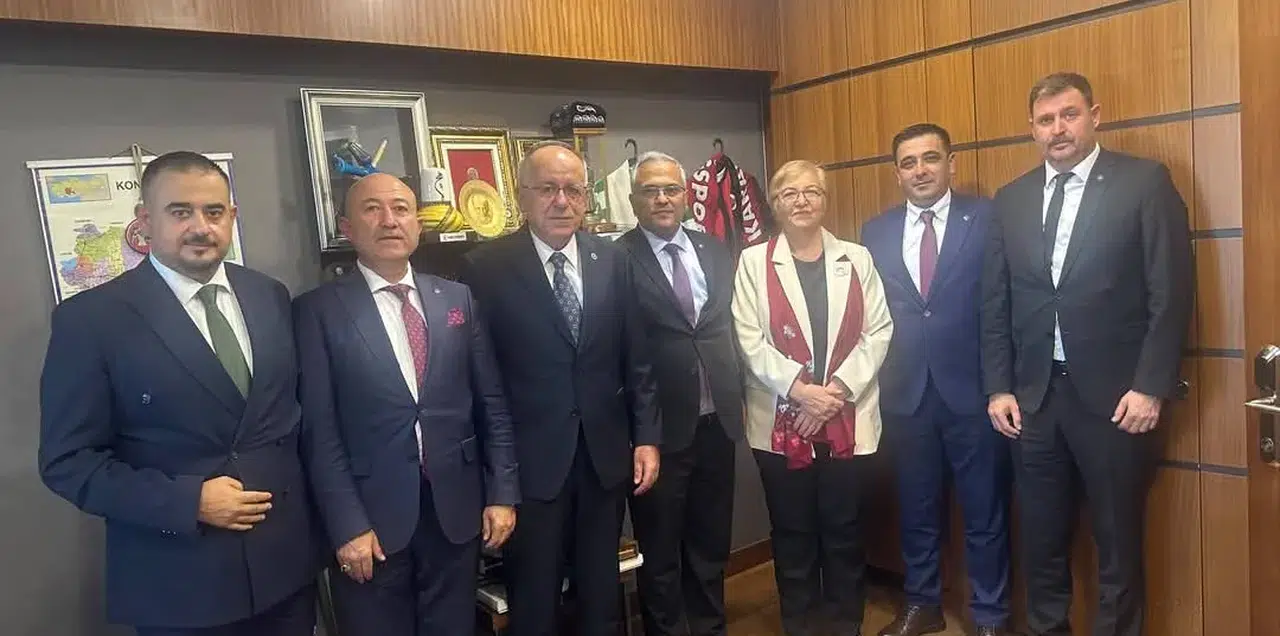 MHP Konya’dan Meclis’te kritik ziyaret: Kongre raporu sunuldu!