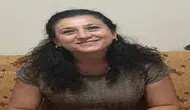 Minibüsten düşen ebe hayatını kaybetti
