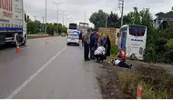 Yolcu otobüsü kamyonete çarptı