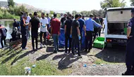 Düşen arkadaşını kurtarmak isterken birlikte boğuldular