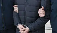 Hırsızlık için girdiği evdeki kadını bıçakla yaraladı