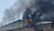 Beyşehir'de mobilya atölyesinde yangın