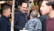 Başkan Altay’dan bayram öncesi şehir merkezinde esnaf ziyareti