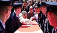 Şehit itfaiye eri, son yolculuğuna uğurlandı