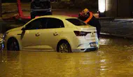 Konya'da sağanak, taşkınlara neden oldu