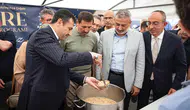 AK Parti Konya teşkilatından binlerce kişiyi buluşturan aşure programı