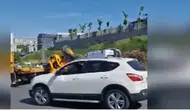 Devrilen iş makinesinin şoförü öldü