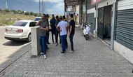 Tartıştığı eşi ve kızını tabancayla vurup kaçtı