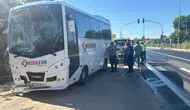 İşçi servislerinin karıştığı kazada 42 kişi yaralandı