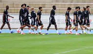 Beşiktaş, Slovakya kampına yarın iki hazırlık maçıyla devam edecek