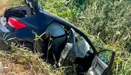 Otomobil sulama kanalına devrildi; 1’i çocuk, 6 yaralı
