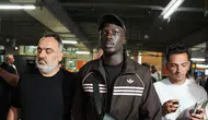 Beşiktaş'ın anlaşmaya vardığı Kassoum Ouattara, İstanbul'a geldi