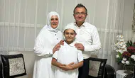 Konyalı Başkan eşi ve çocuğunu kutsal topraklara uğurladı