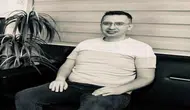 Otomobil, aydınlatma direğine çarptı; 2 ölü