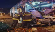 Yolcu otobüsü TIR’a çarptı: 2 ölü, 17 yaralı